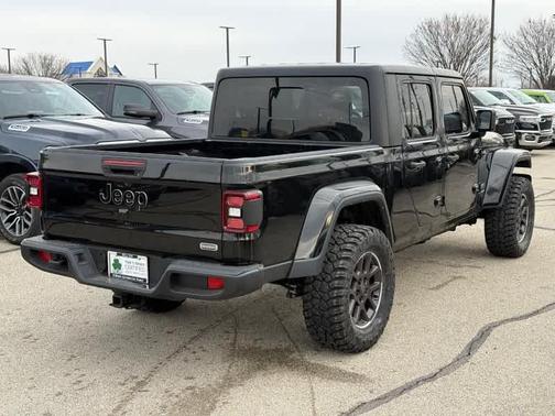 2022 Jeep Gladiator Overland