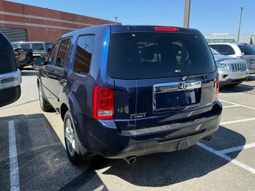 Gray 2015 Honda Pilot EX-L