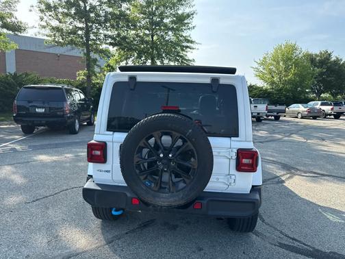 2022 Jeep Wrangler Unlimited 4xe Sahara
