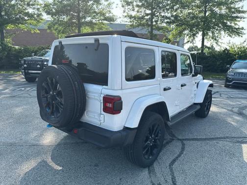 2022 Jeep Wrangler Unlimited 4xe Sahara