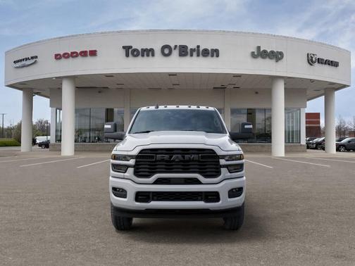 Bright White Clearcoat 2026 RAM 2500 Big Horn