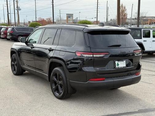 2021 Jeep Grand Cherokee L Laredo