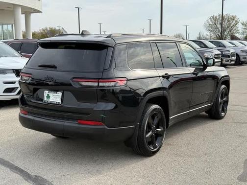 2021 Jeep Grand Cherokee L Laredo
