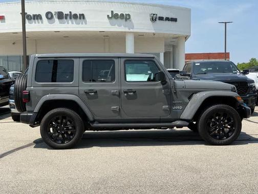 2022 Jeep Wrangler Unlimited 4xe Sahara