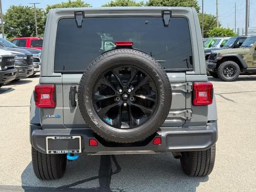 2022 Jeep Wrangler Unlimited 4xe Sahara