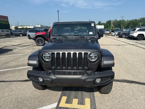 2021 Jeep Wrangler Unlimited Sahara Altitude