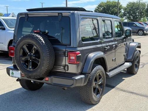 2021 Jeep Wrangler Unlimited Sahara Altitude