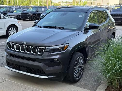 Granite Crystal Clearcoat Metallic 2023 Jeep Compass Limited