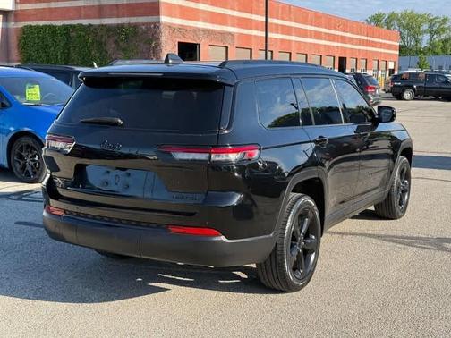 Diamond Black 2023 Jeep Grand Cherokee L Limited