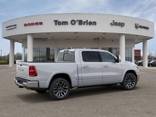 Ivory White Tri-Coat Pearl 2026 RAM 1500 Limited