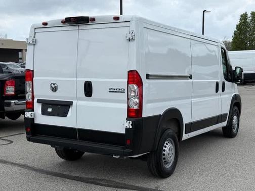 Bright White Clearcoat 2025 RAM ProMaster 1500 Low Roof