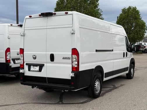 Bright White Clearcoat 2025 RAM ProMaster 3500 High Roof