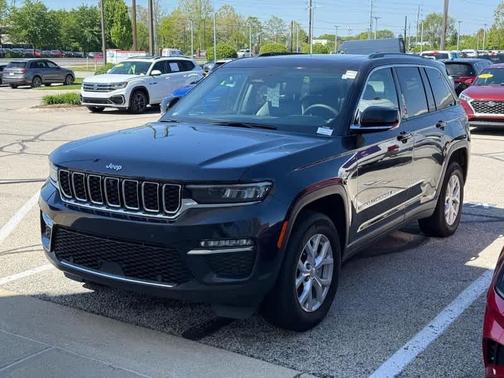 Midnight Sky 2024 Jeep Grand Cherokee Limited