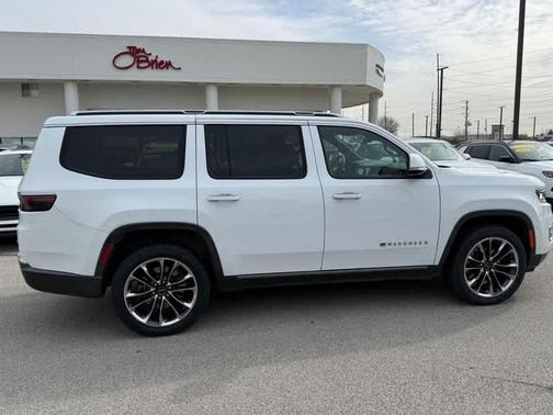 2022 Jeep Wagoneer Series III