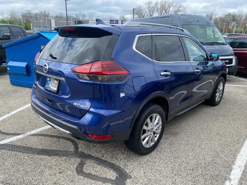 2020 Nissan Rogue SV