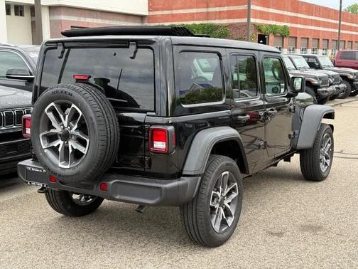 2025 Jeep Wrangler 4xe Sport