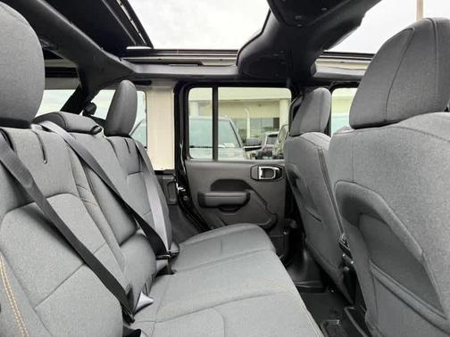 2025 Jeep Wrangler 4xe Sport