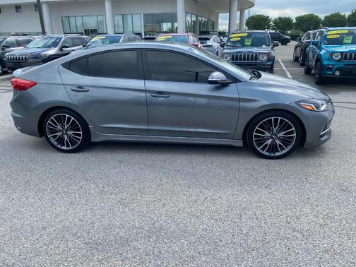 2018 Hyundai ELANTRA Sport