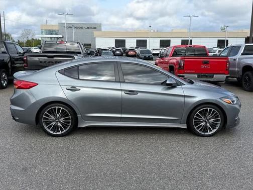 2018 Hyundai ELANTRA Sport