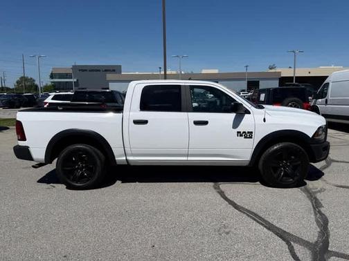 Bright White Clearcoat 2024 RAM 1500 Classic SLT