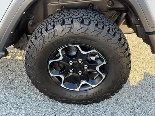 Bright White Clearcoat 2023 Jeep Wrangler 4xe Rubicon