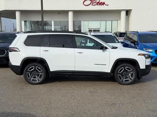 2026 Jeep Cherokee LAREDO/LIMITED