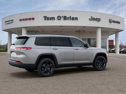 Silver Zynith 2026 Jeep Grand Cherokee L Limited
