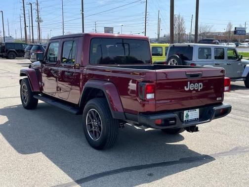 2021 Jeep Gladiator Overland