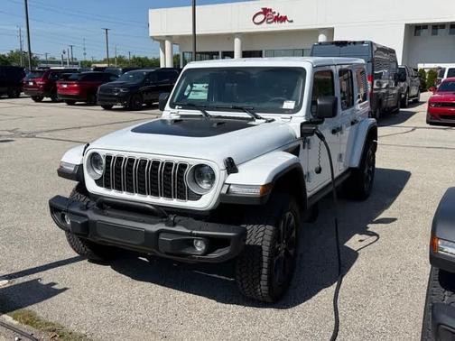 Bright White Clearcoat 2025 Jeep Wrangler 4xe Sahara