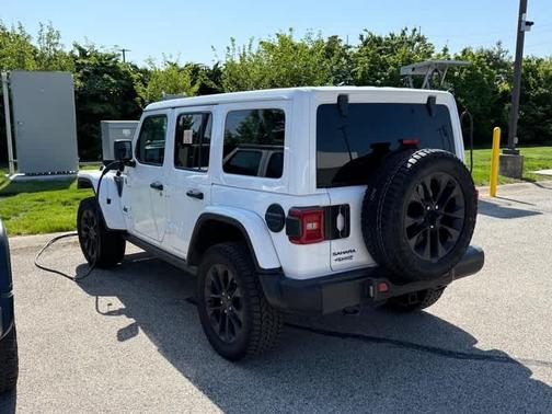 Bright White Clearcoat 2025 Jeep Wrangler 4xe Sahara