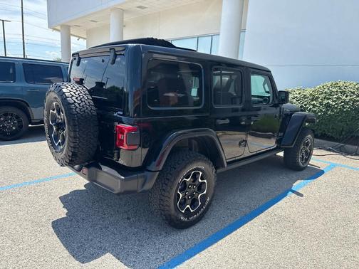 Black Clearcoat 2023 Jeep Wrangler 4xe Rubicon