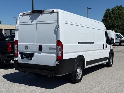 Bright White Clearcoat 2025 RAM ProMaster 3500 High Roof