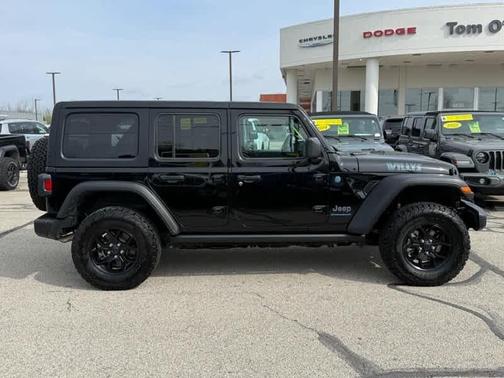 2025 Jeep Wrangler 4xe Sport