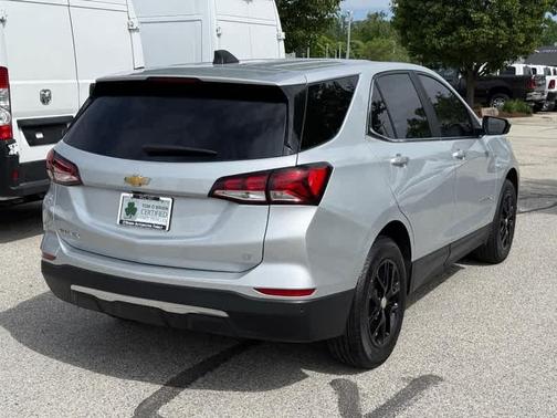 Silver Ice Metallic 2022 Chevrolet Equinox 1LT