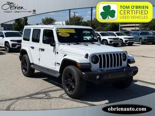 Bright White Clearcoat 2022 Jeep Wrangler Unlimited Sahara Altitude