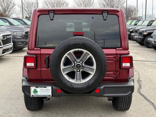 2022 Jeep Wrangler Unlimited Sahara