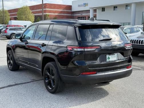 2023 Jeep Grand Cherokee L Laredo