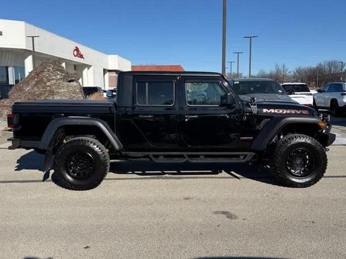 2023 Jeep Gladiator Mojave