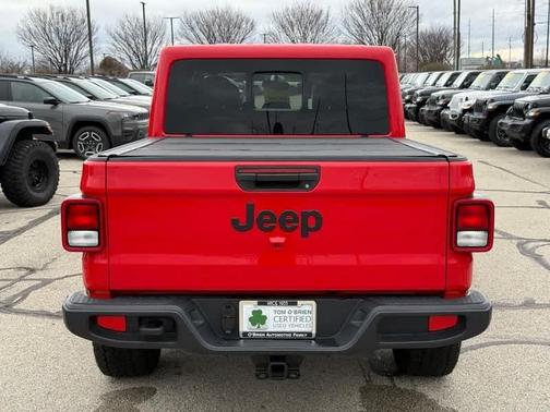 2024 Jeep Gladiator Nighthawk