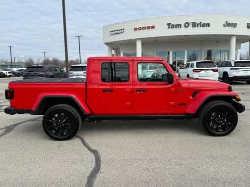 2024 Jeep Gladiator Nighthawk