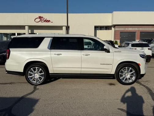 2021 Chevrolet Suburban High Country