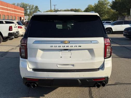 2021 Chevrolet Suburban High Country