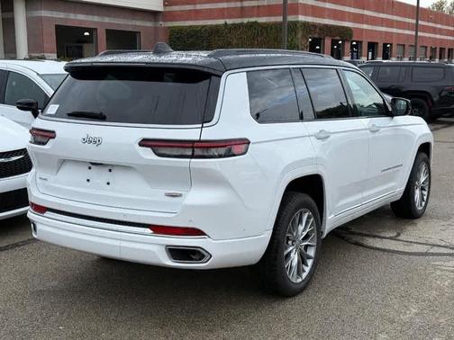 2025 Jeep Grand Cherokee L Summit