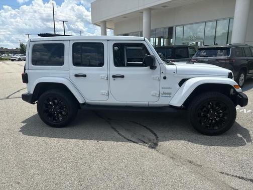 2022 Jeep Wrangler Unlimited 4xe Sahara