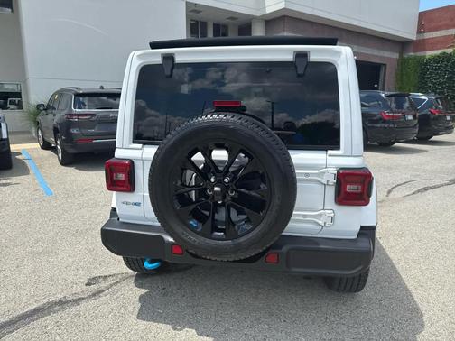 2022 Jeep Wrangler Unlimited 4xe Sahara