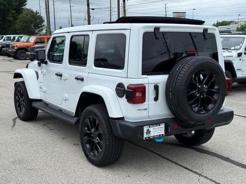 2022 Jeep Wrangler Unlimited 4xe Sahara