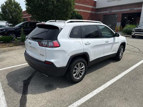 2021 Jeep Cherokee Latitude Lux