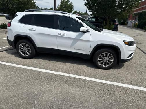 2021 Jeep Cherokee Latitude Lux