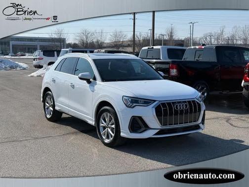 2025 Audi Q3 45 S line Premium