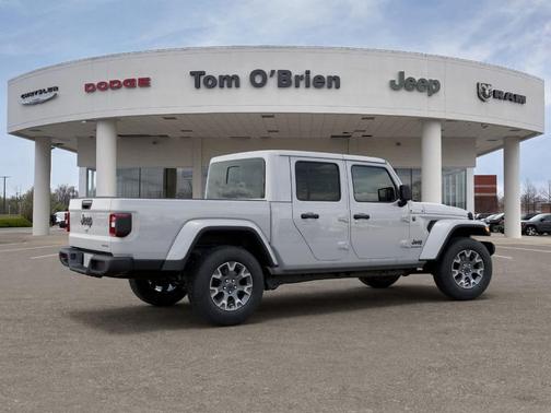 Bright White Clearcoat 2026 Jeep Gladiator Sport